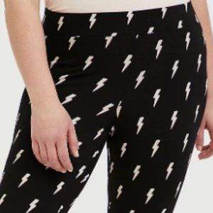 TORRID LIGHTENING BOLT LEGGINGS 5X NEW
